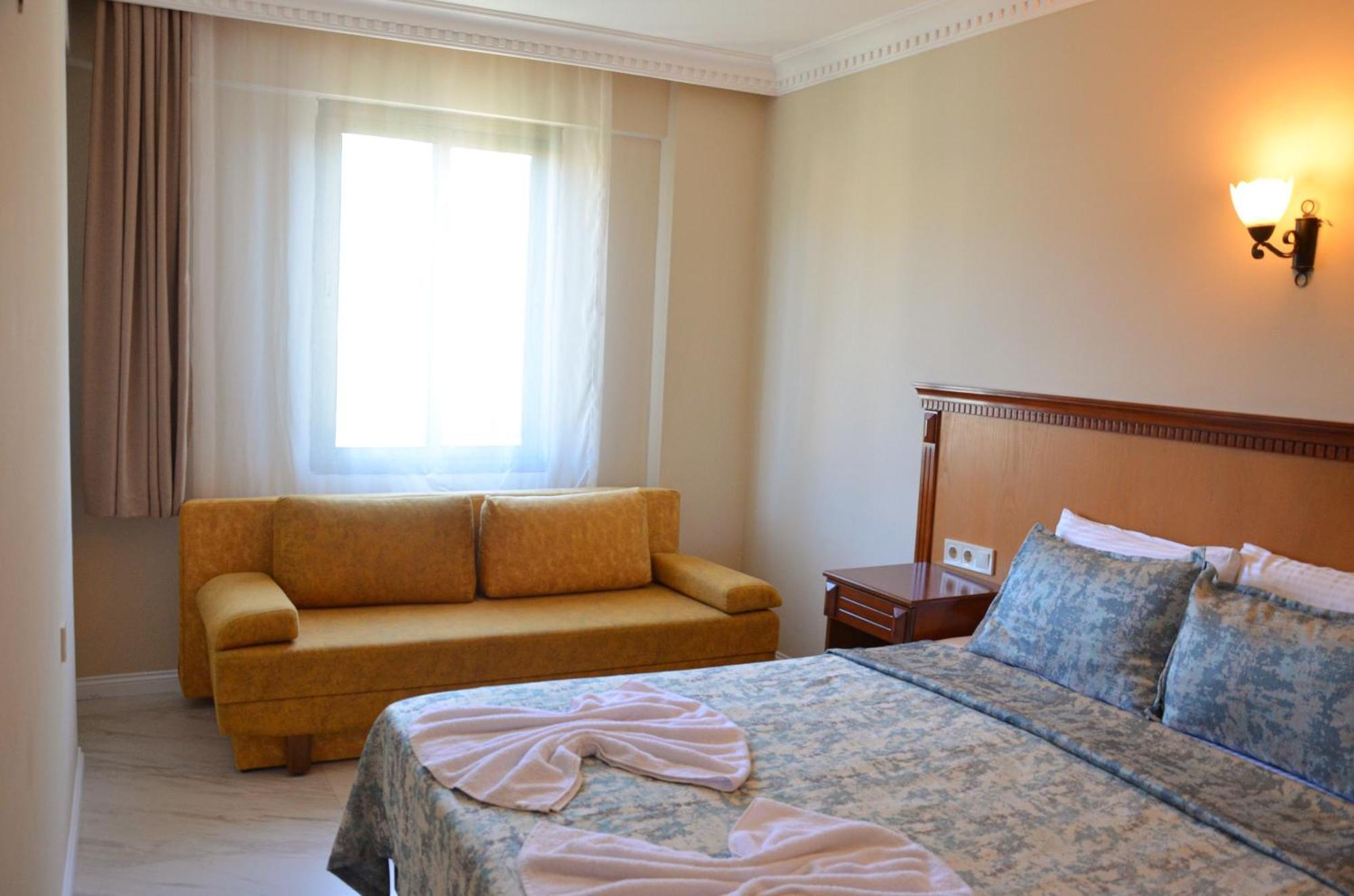 Rosy Suites Hotel Kusadası Esterno foto
