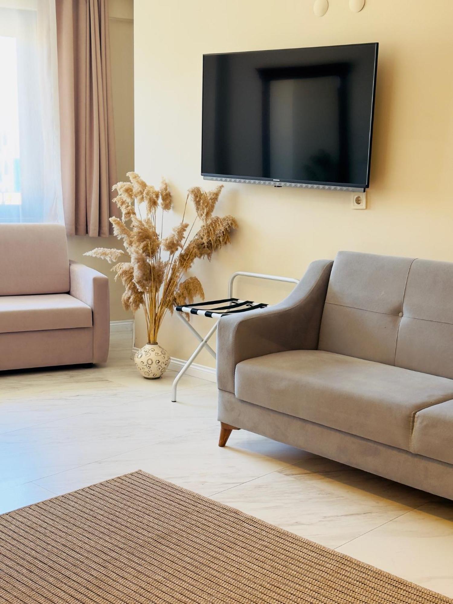 Rosy Suites Hotel Kusadası Esterno foto