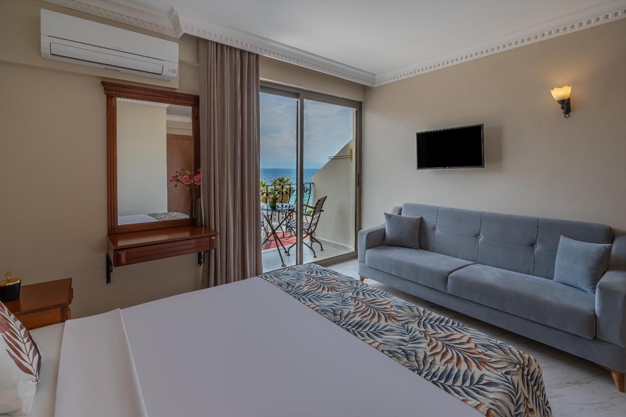 Rosy Suites Hotel Kusadası Esterno foto